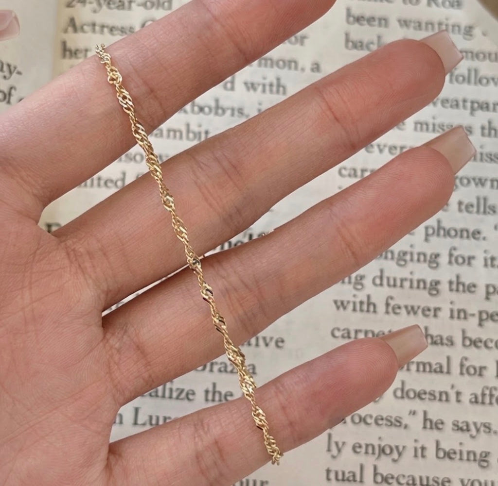 Eternal Twist Bracelet