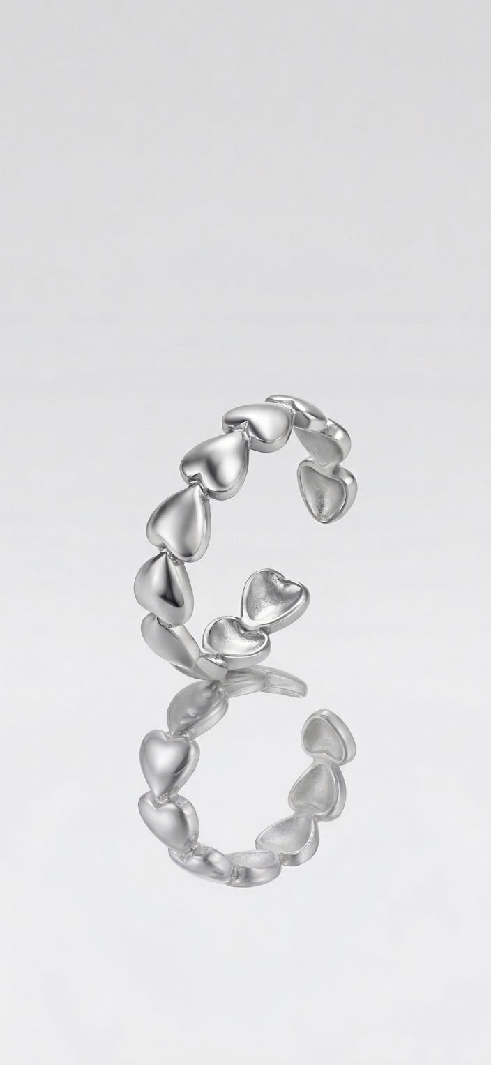 Silver heart ring