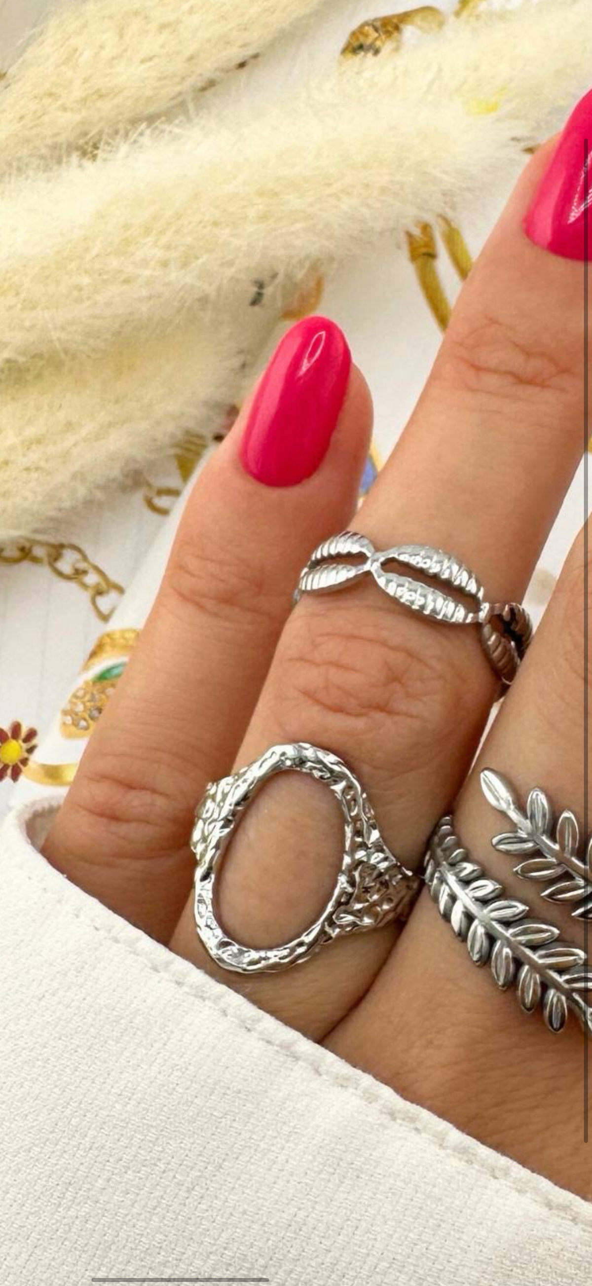 Textured Molten Oval Band